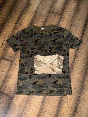 Old Navy Camo Tee Duo in Olive Green and Tan